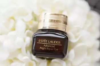 https://www.esteelauder.com