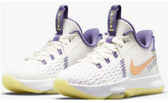	Nike LeBron Witness 5 大童篮球鞋6折$53.97 
