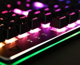 AUKEY KM-G12 RGB 全尺寸机械键盘 折后$20.99