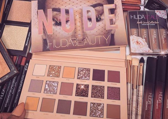 Huda Beauty Nude裸妆18色眼影盘 5折$32.5，叠加会员最高8折