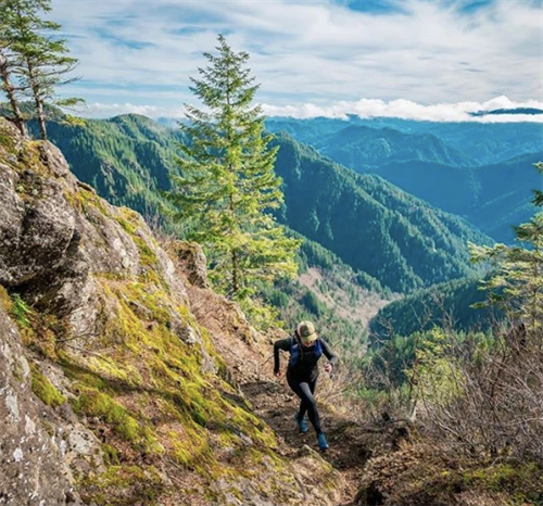 如何选择登山鞋户外鞋，登山鞋户外鞋的挑选要点